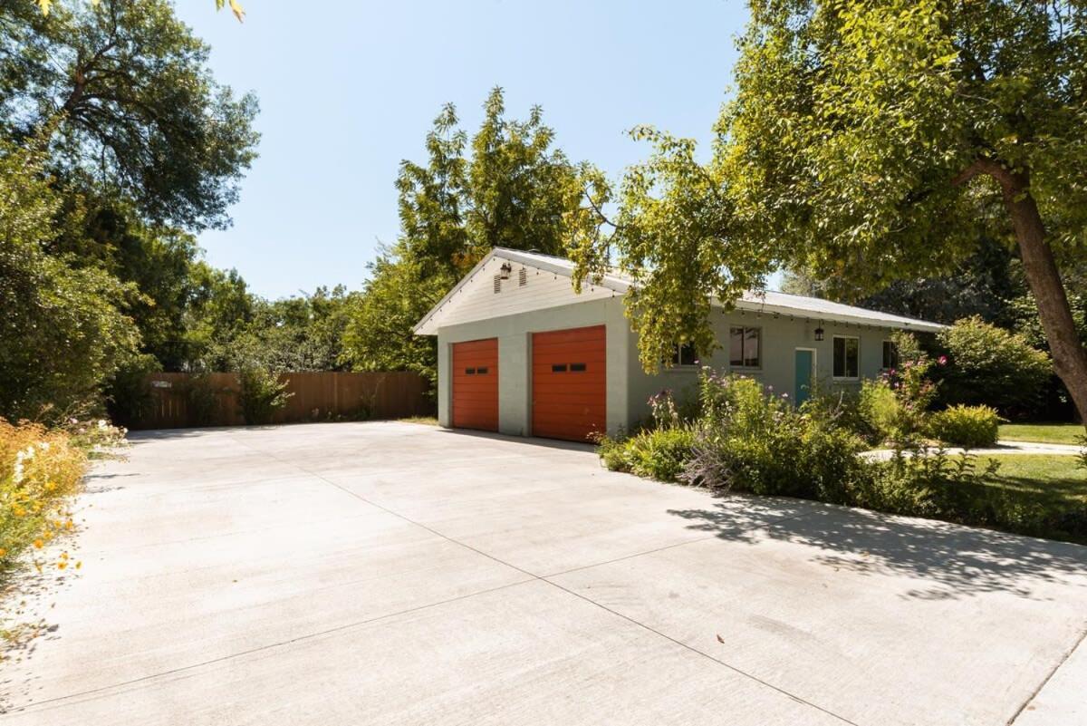 Central Bench Garden Guest House Boise Exterior photo